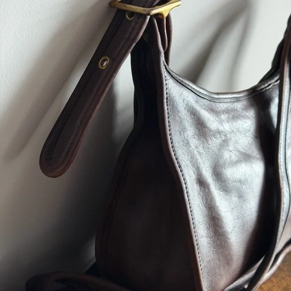 Coach Vintage Leather Bag – Like New - Picture 7 of 9